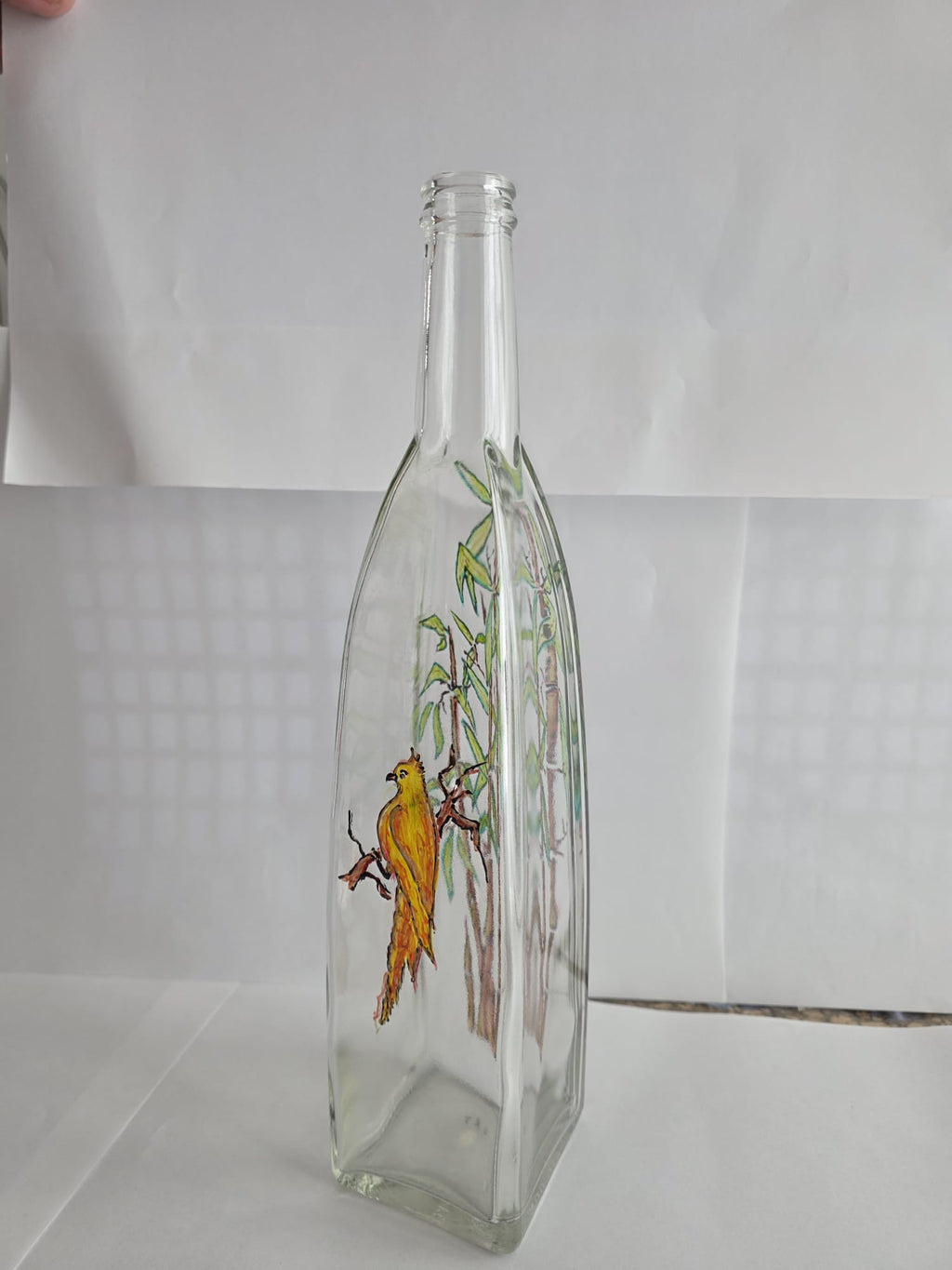 Bouteille décorative, motif oiseau et bambou