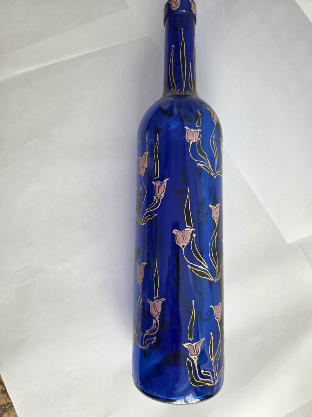 Bouteille décorative, motif fleurs