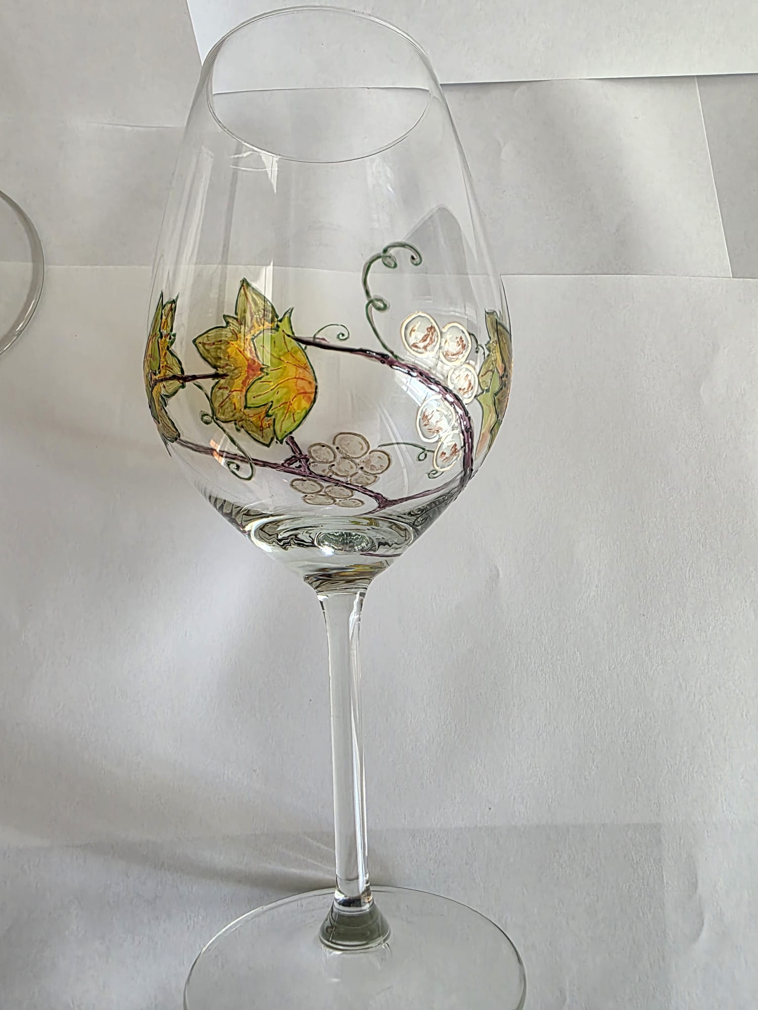 Lot de 4 verres à pied pour vin rouge, motif vigne