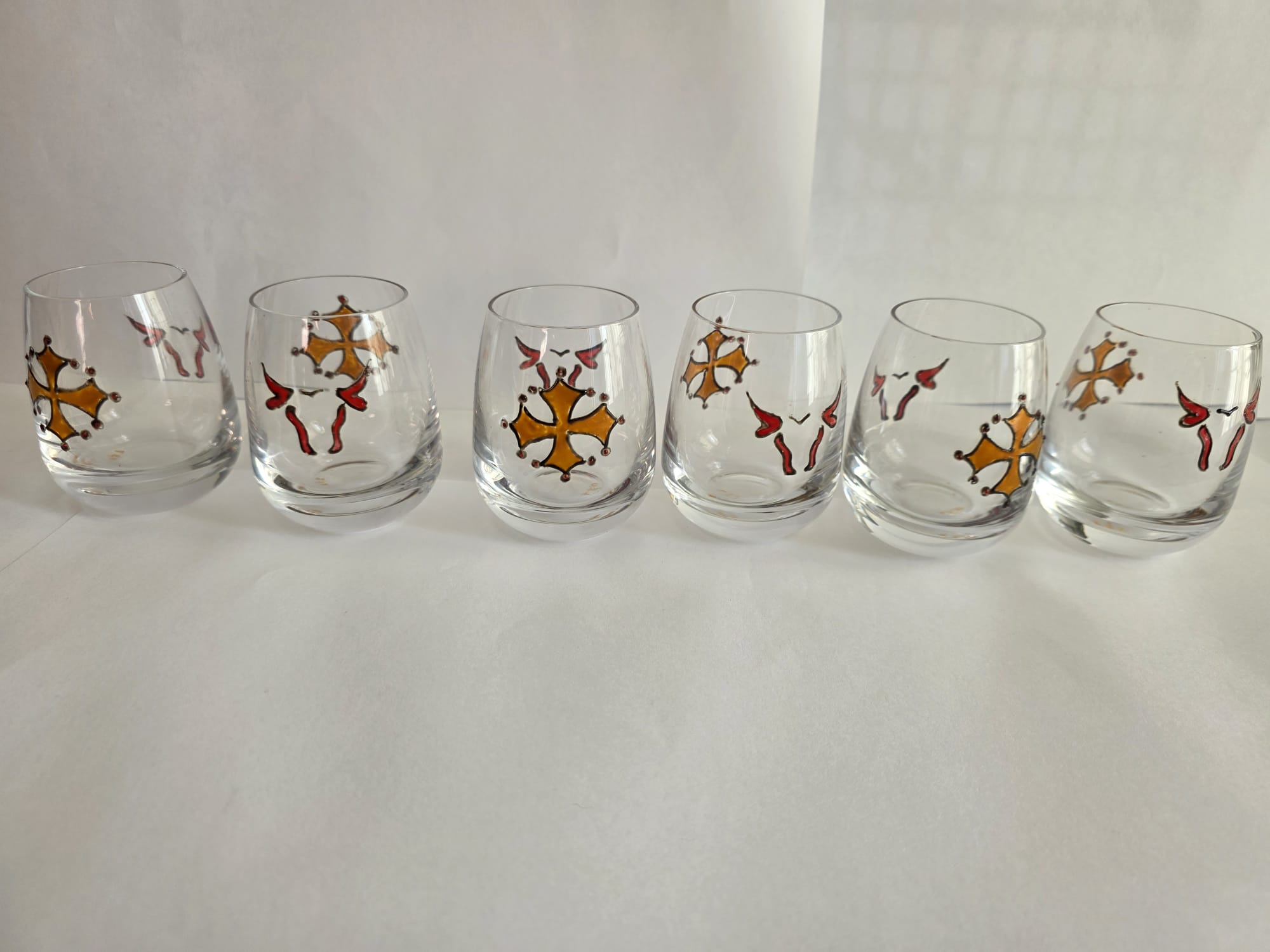 Lot de 6 verres à Shot motif croix du Languedoc et Taureau